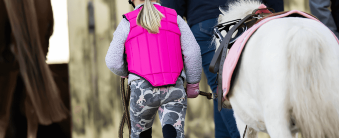 Karupsnäs Ridakademi ridskola i Blentarp